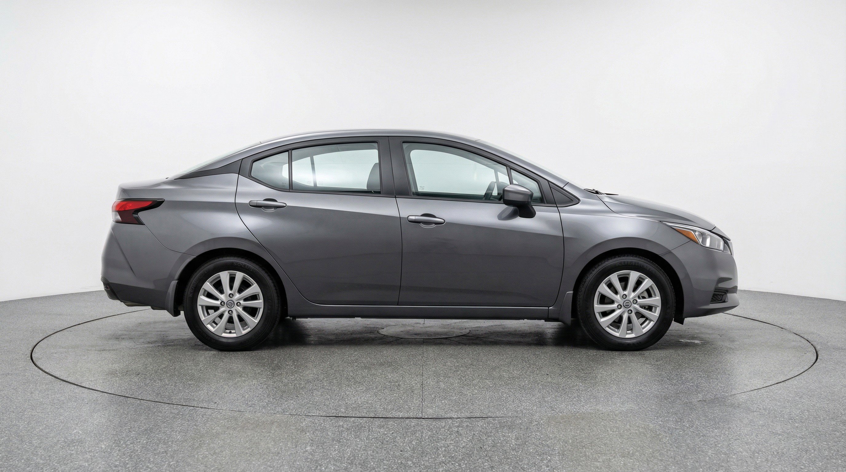 Used 2025 Nissan Versa SV FWD image 11