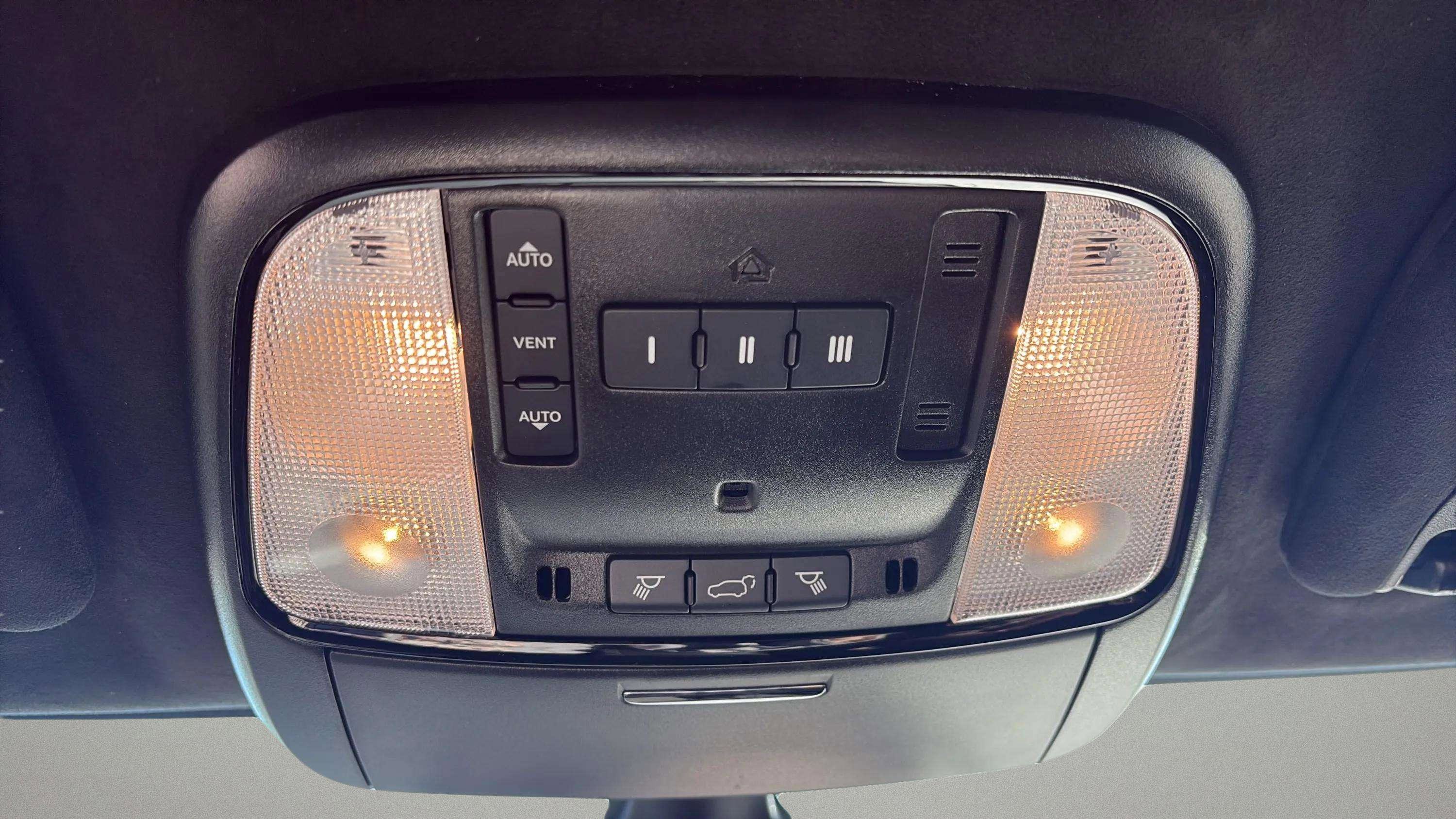 New 2024 Dodge Durango SRT image 19