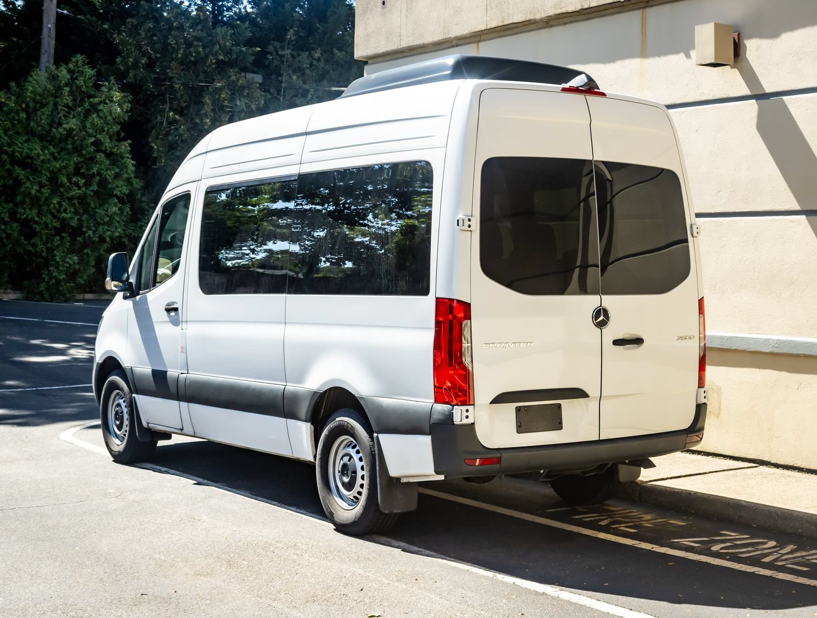 Used 2025 Mercedes-Benz Sprinter 2500 image 5