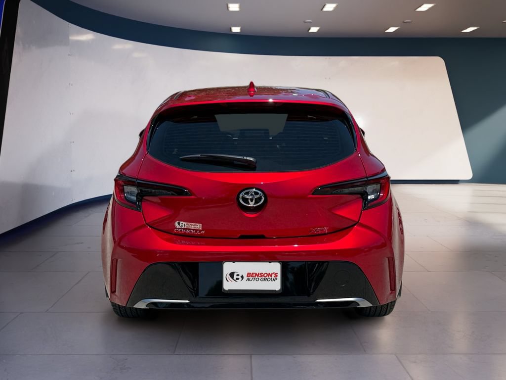 Used 2025 Toyota Corolla XSE FWD image 4