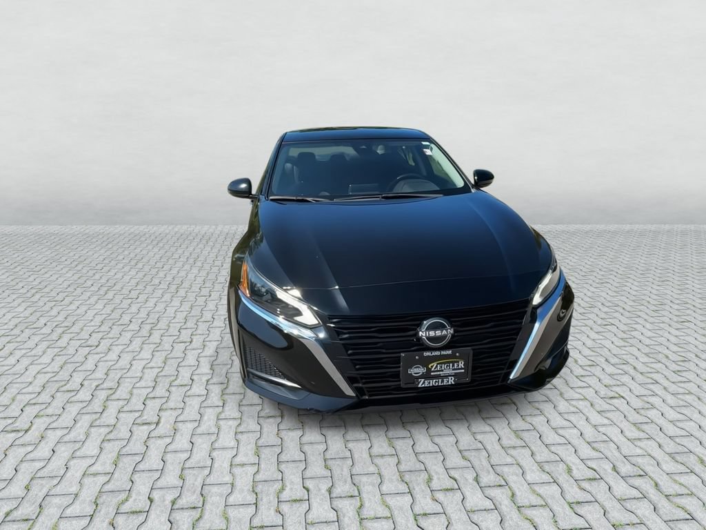 Certified 2023 Nissan Altima 2.5 SV FWD image 4