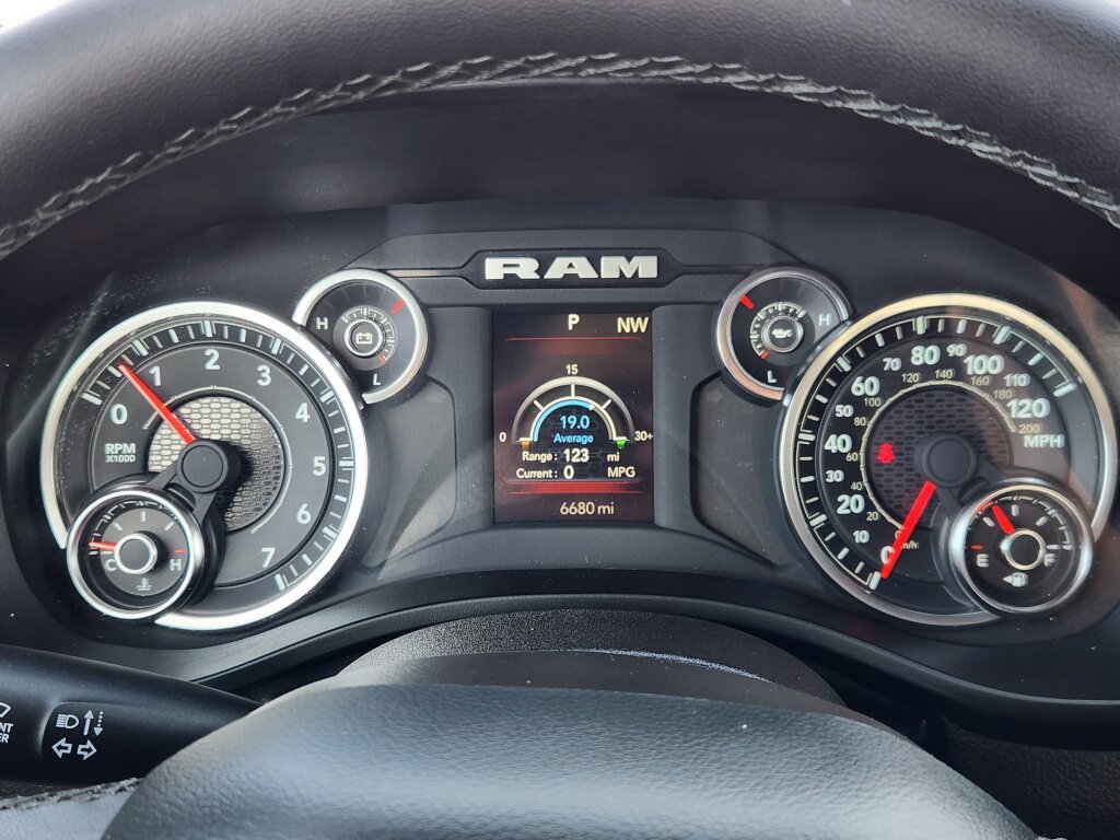 Used 2025 RAM 1500 Big Horn image 15