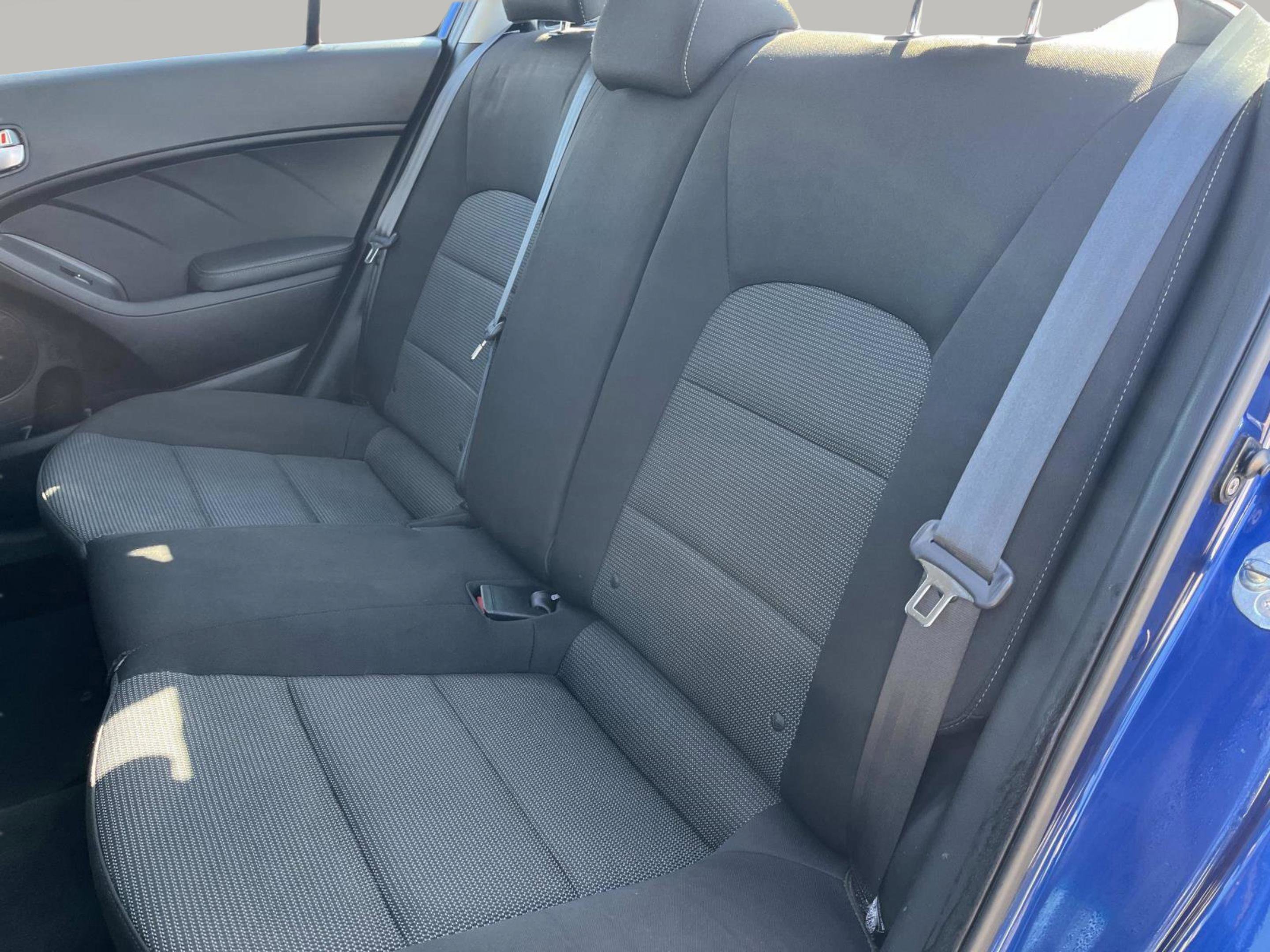 Used 2018 Kia Forte LX image 17