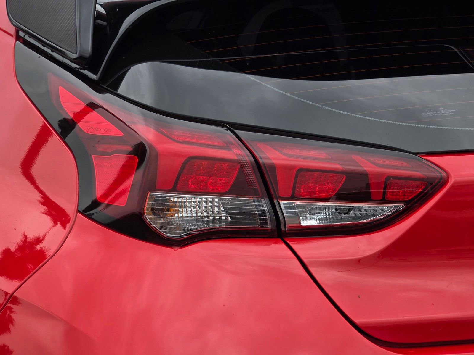 Certified 2022 Hyundai Veloster N image 16