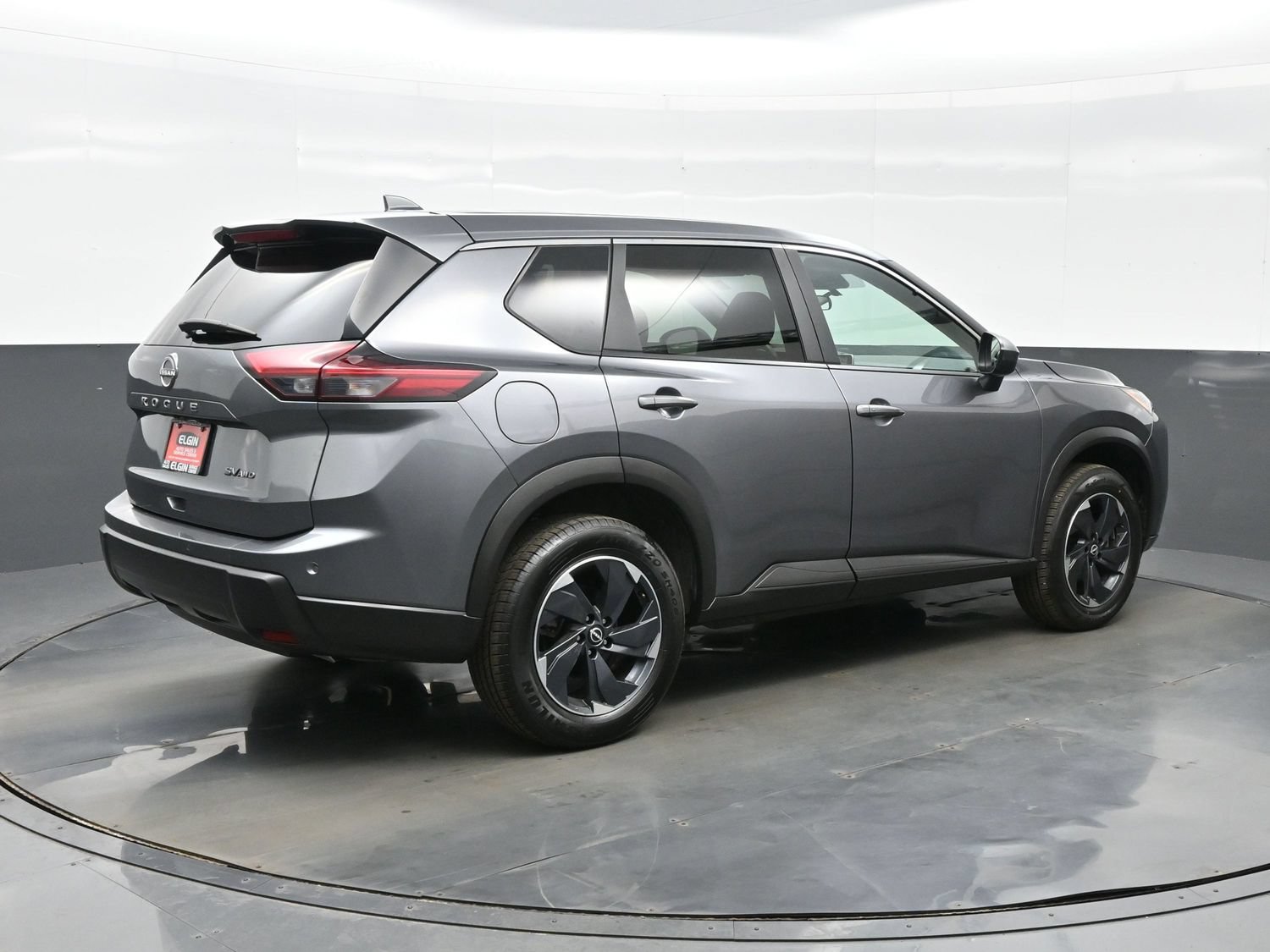 Used 2024 Nissan Rogue SV AWD/4WD image 8