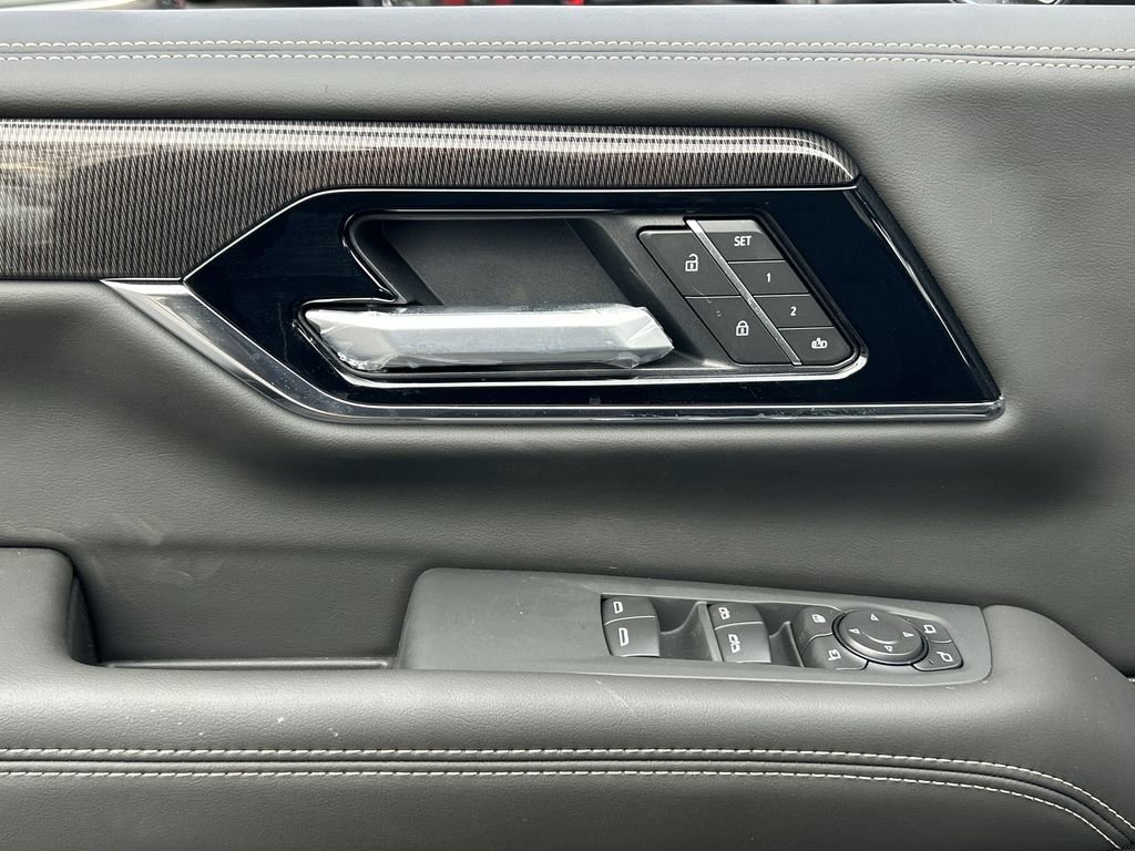 New 2026 GMC Yukon Elevation image 23