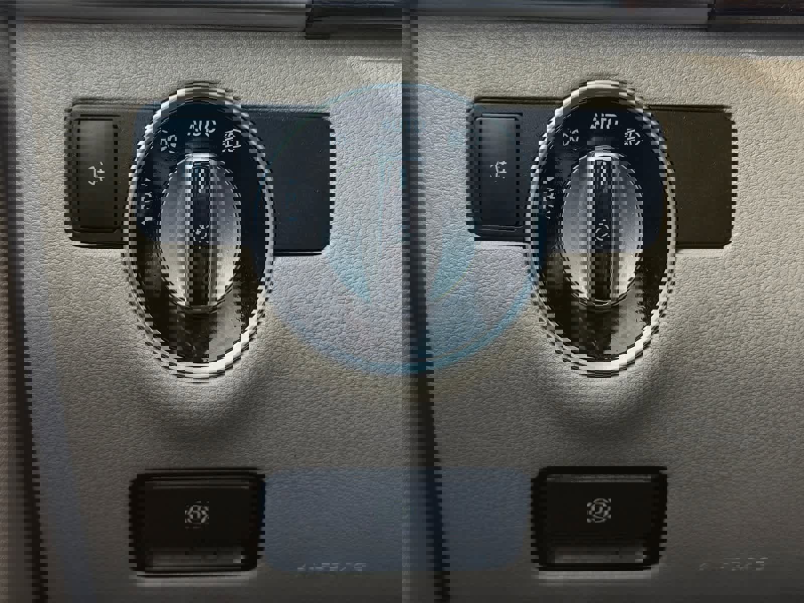 Used 2014 Mercedes-Benz GL 450 4MATIC image 24