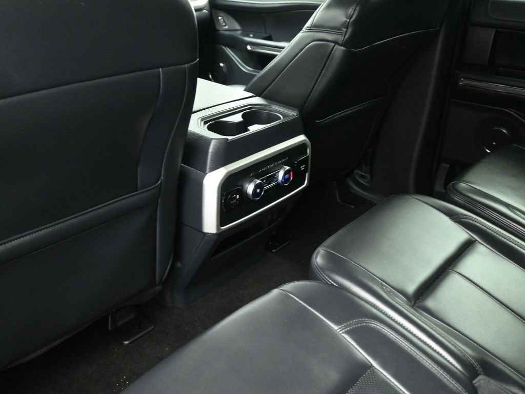 Used 2023 Ford Expedition Max XLT image 20