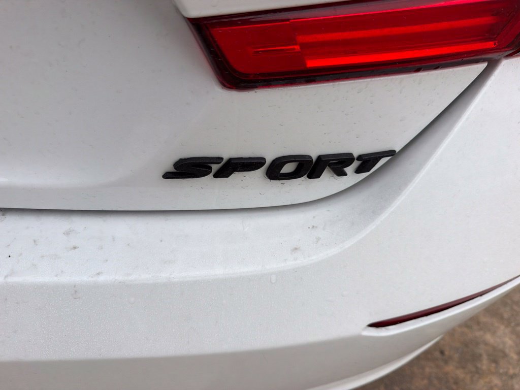 Used 2022 Honda Accord Sport image 4