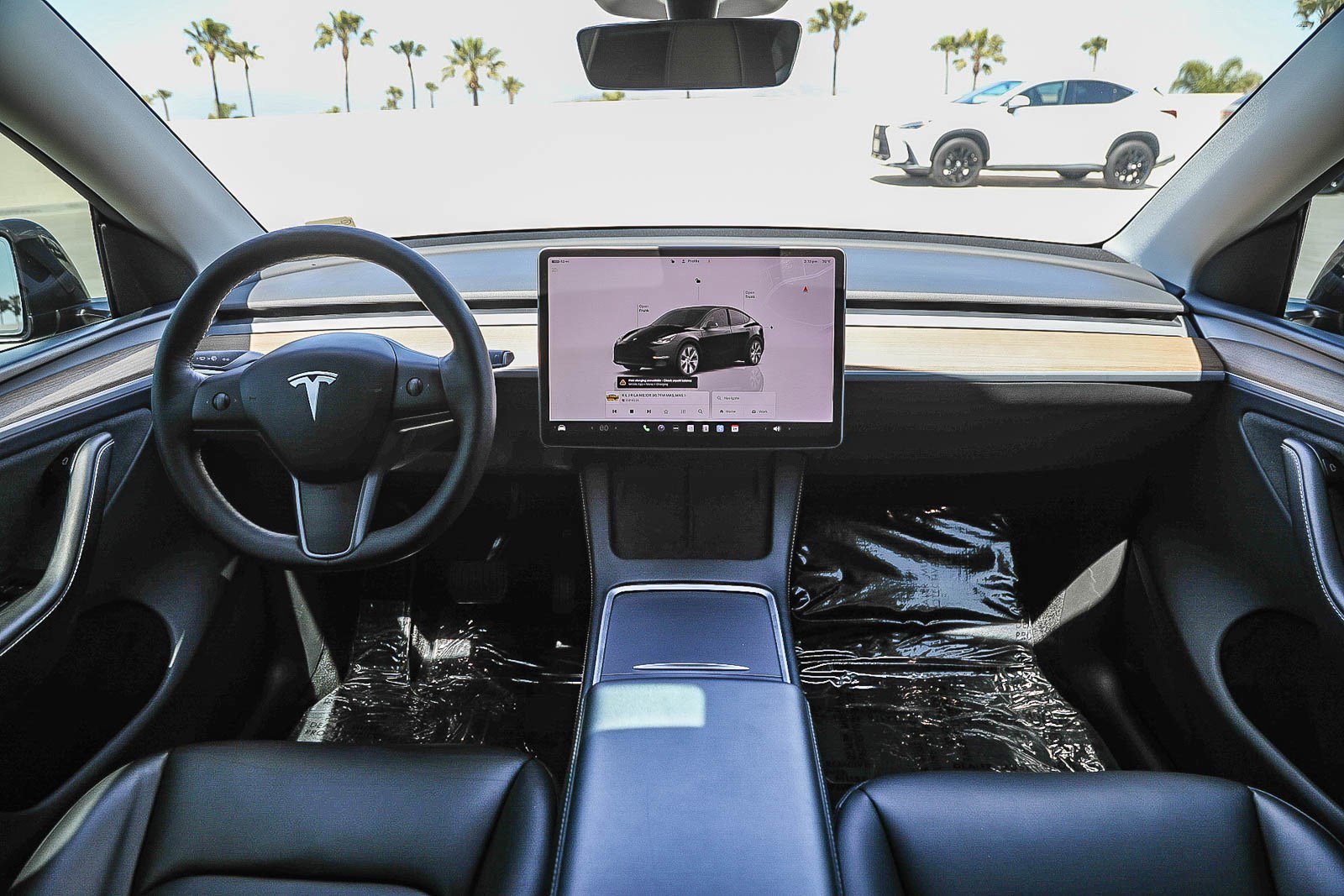 Used 2024 Tesla Model Y Long Range AWD/4WD image 12