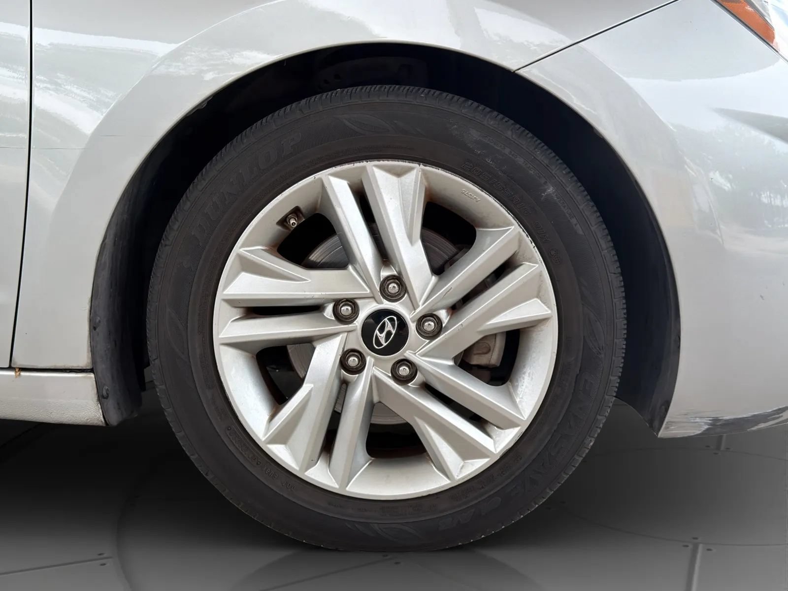 Used 2020 Hyundai Elantra SEL FWD image 23