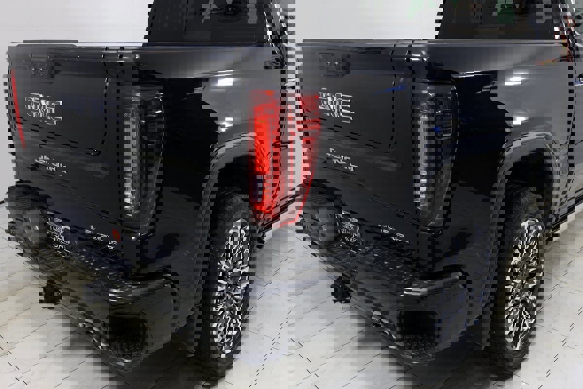 Used 2024 GMC Sierra 1500 Denali Ultimate image 42