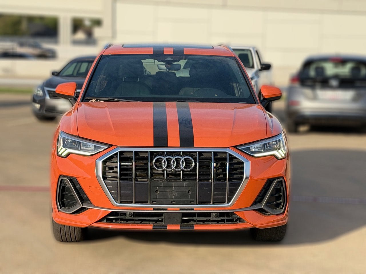 Used 2022 Audi Q3 2.0T Premium Plus w/ Premium Plus Package AWD/4WD image 3