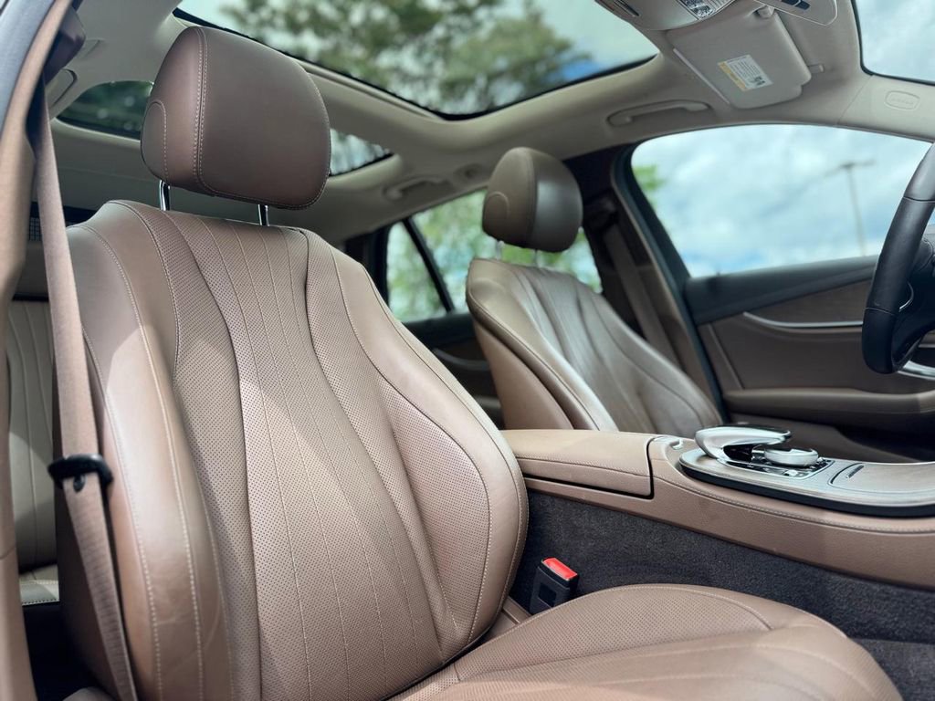 Used 2020 Mercedes-Benz E 450 4MATIC Wagon image 29
