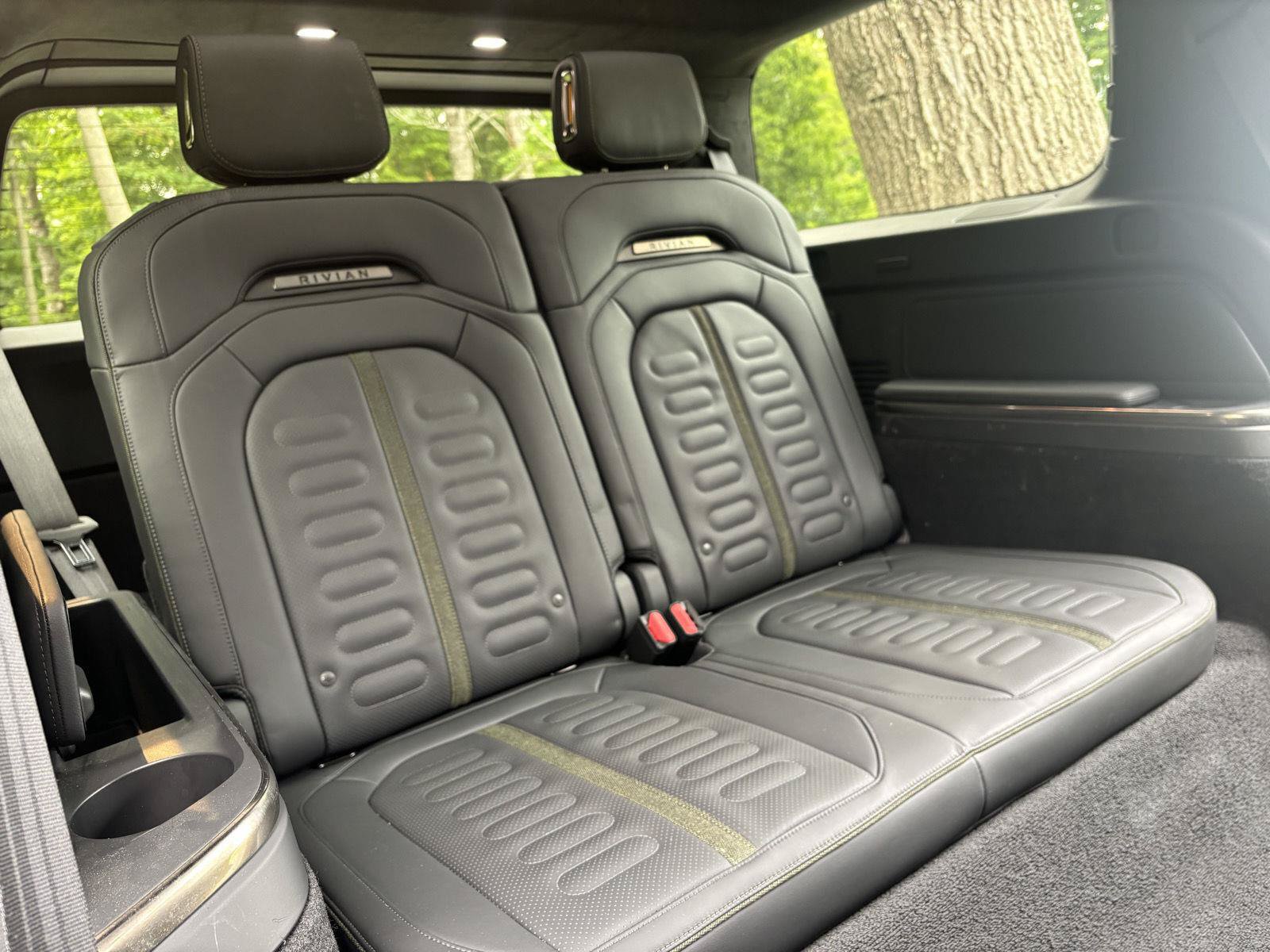 Used 2022 Rivian R1S Launch Edition AWD/4WD image 25
