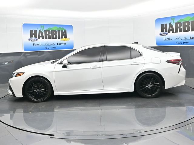 Used 2021 Toyota Camry XSE w/ Navigation Package FWD image 2