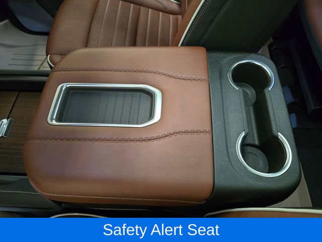 Used 2024 GMC Yukon Denali Ultimate image 30