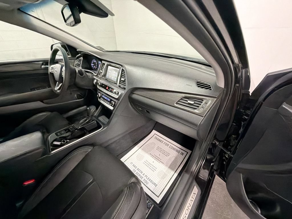 Used 2019 Hyundai Sonata Limited FWD image 28