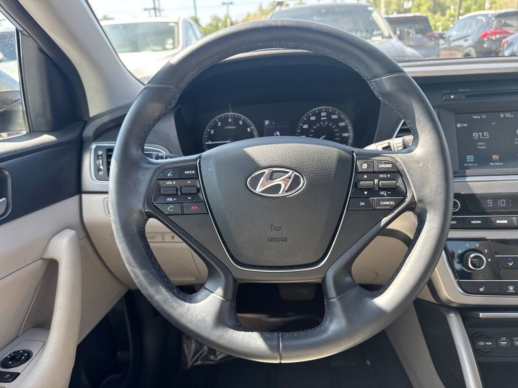 Used 2016 Hyundai Sonata Sport w/ Option Group 1V FWD image 27