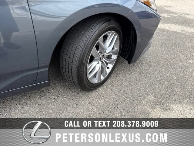 Used 2022 Toyota Avalon XLE w/ Moonroof Package FWD image 11