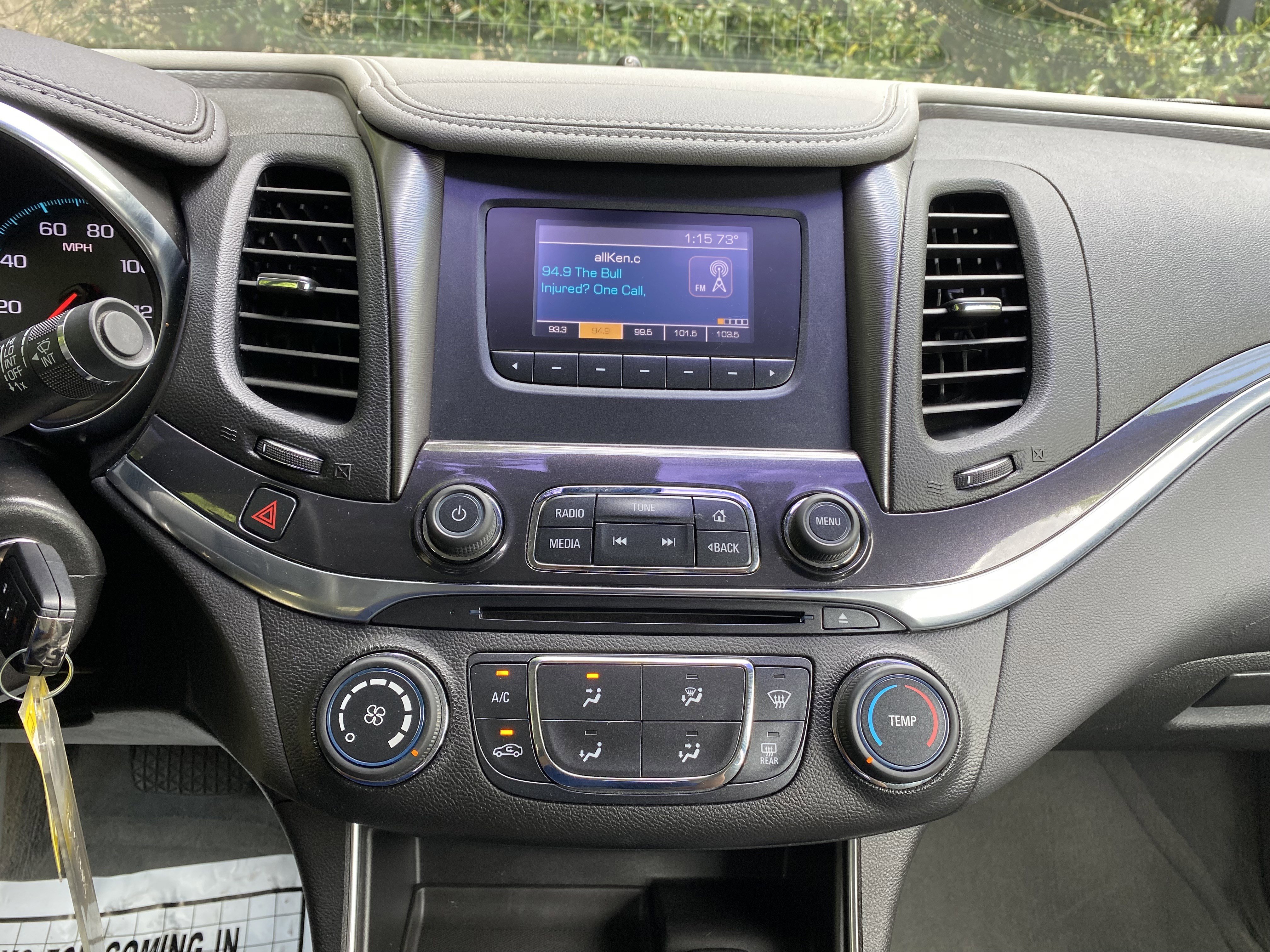 Used 2015 Chevrolet Impala LS w/ LS Convenience Package image 23