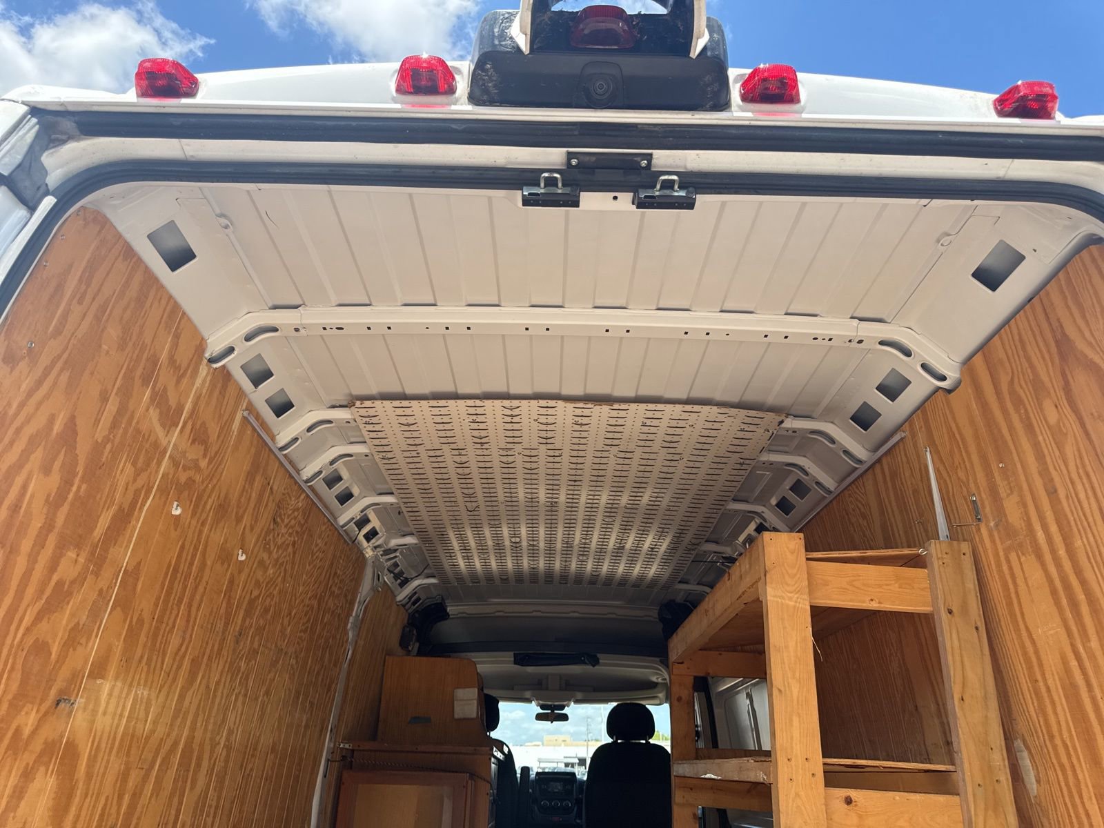 Used 2017 RAM ProMaster 3500 w/ Interior Convenience Group image 21