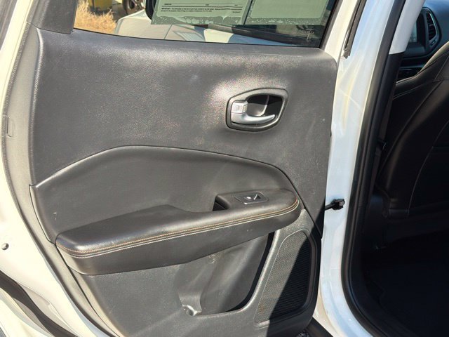 Used 2021 Jeep Compass Latitude AWD/4WD image 13