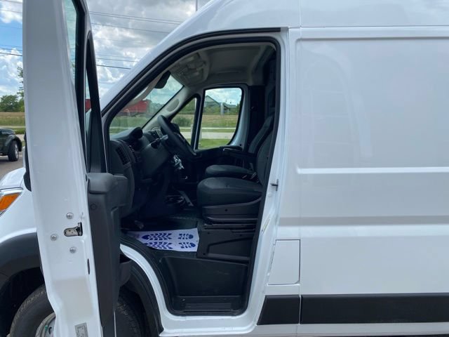 New 2026 RAM ProMaster 2500 w/ Convenience Group FWD image 11