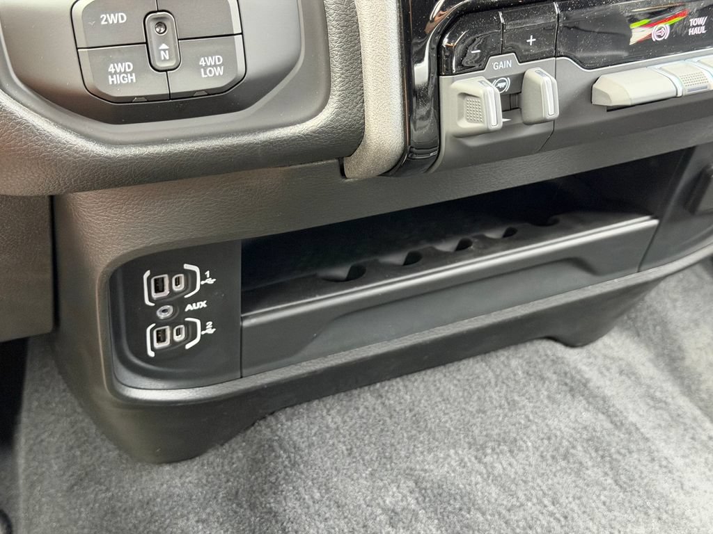 New 2026 RAM 2500 Tradesman AWD/4WD image 20