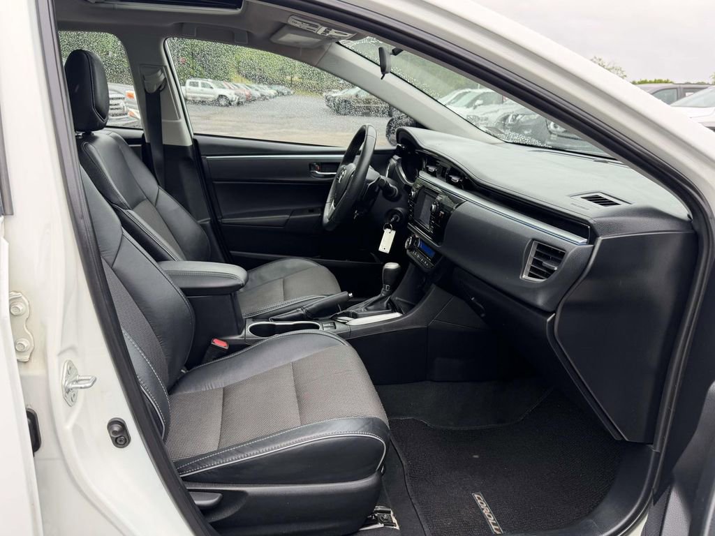 Used 2015 Toyota Corolla S FWD image 11
