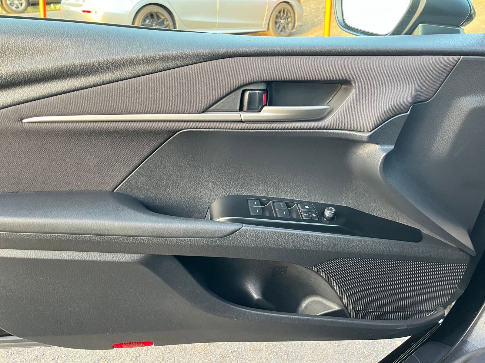 Used 2025 Toyota Camry LE image 20