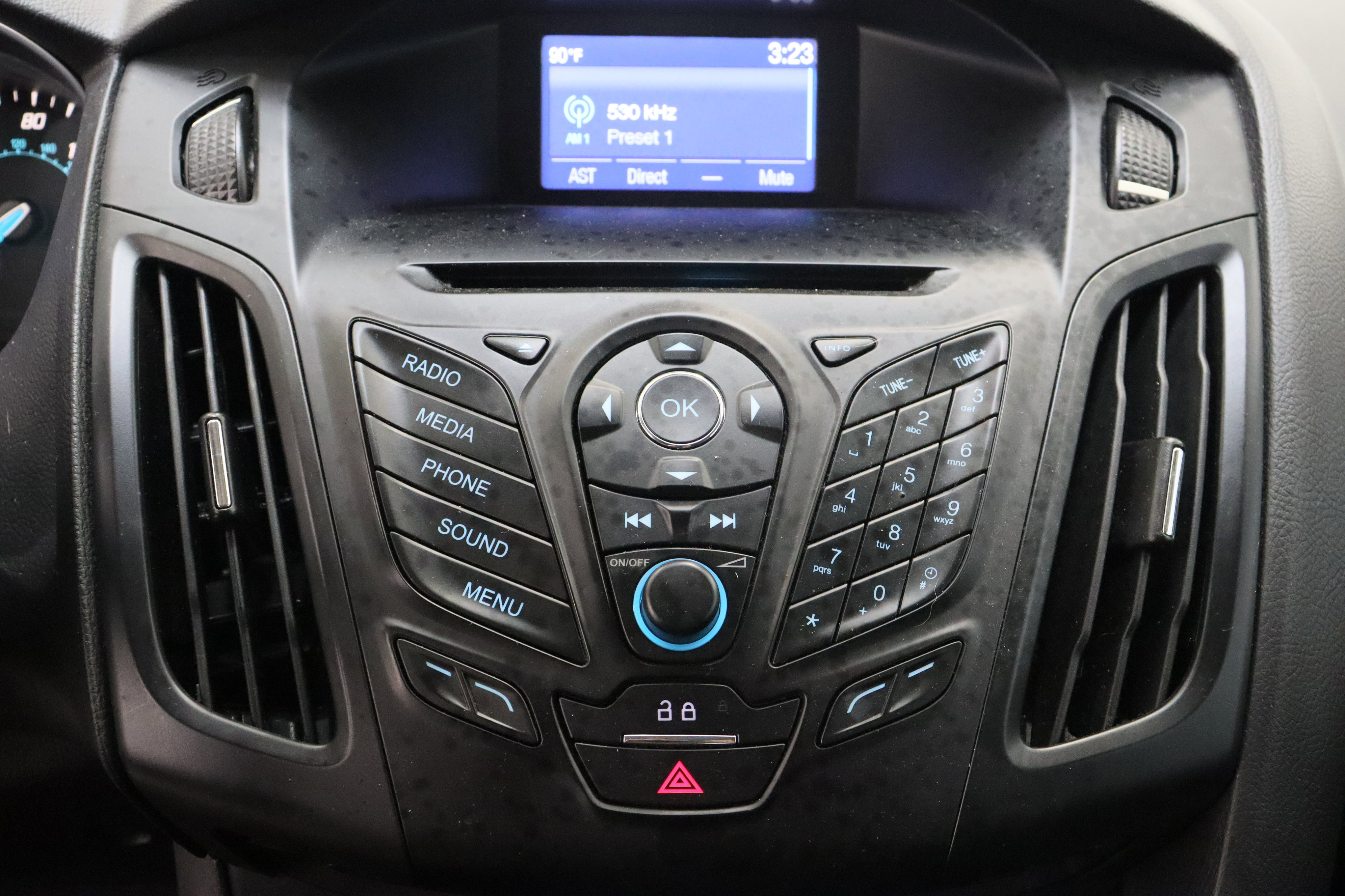 Used 2014 Ford Focus S FWD image 17