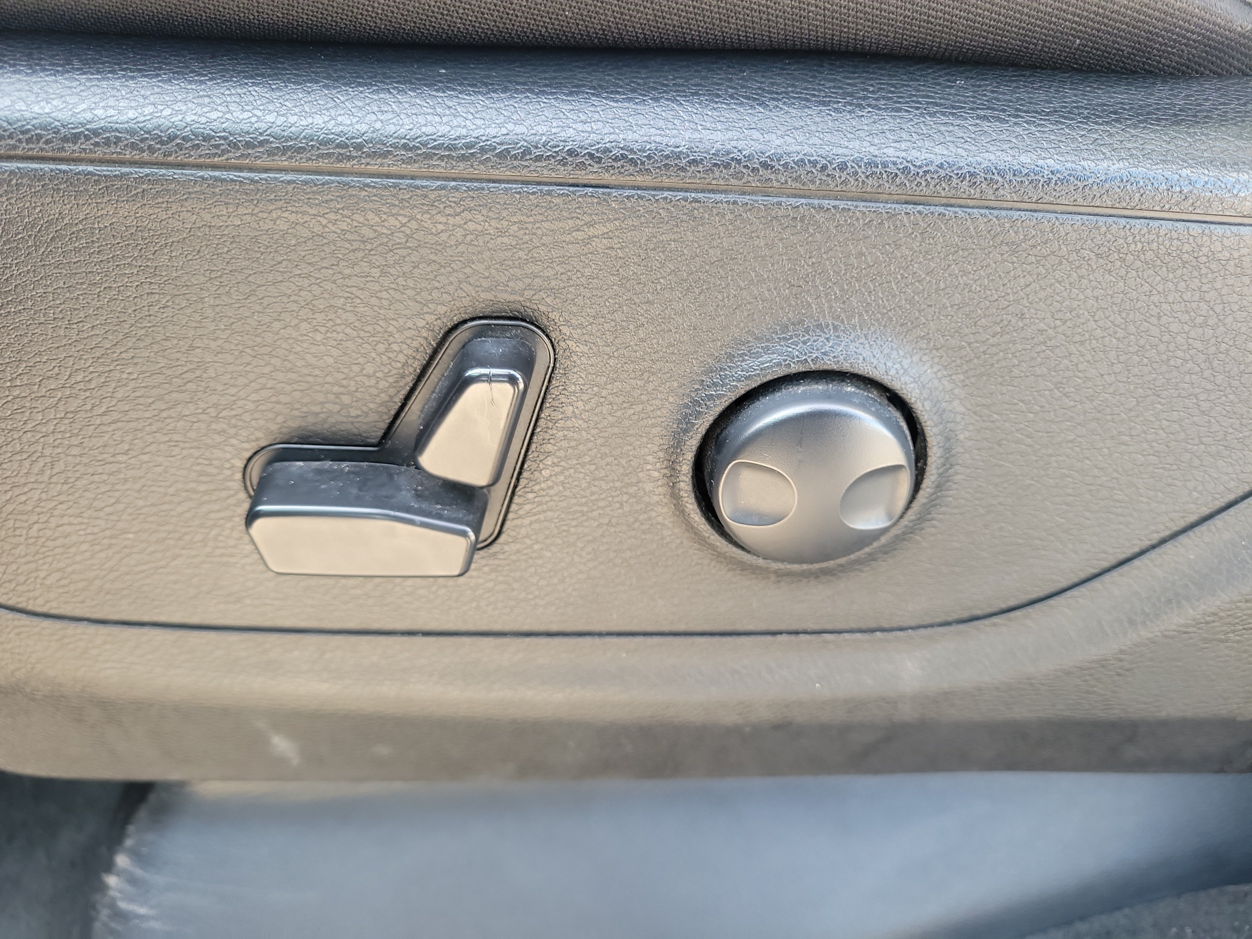 Used 2024 RAM 1500 Big Horn AWD/4WD image 15