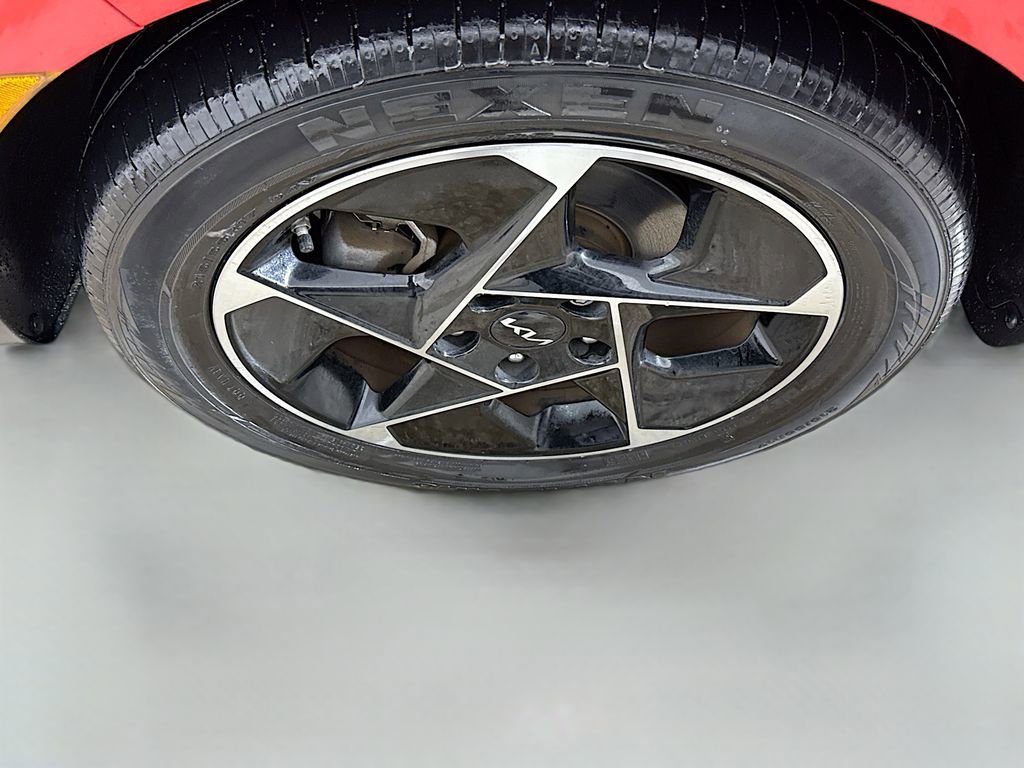 Used 2023 Kia Soul EX image 31