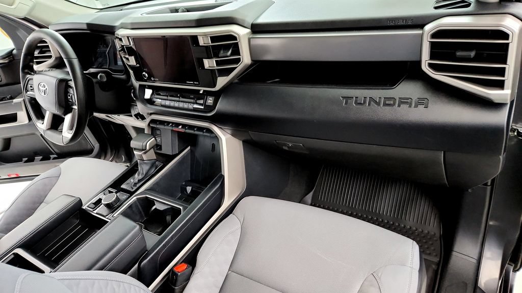 Used 2024 Toyota Tundra SR5 w/ SR5 Convenience Package AWD/4WD image 15