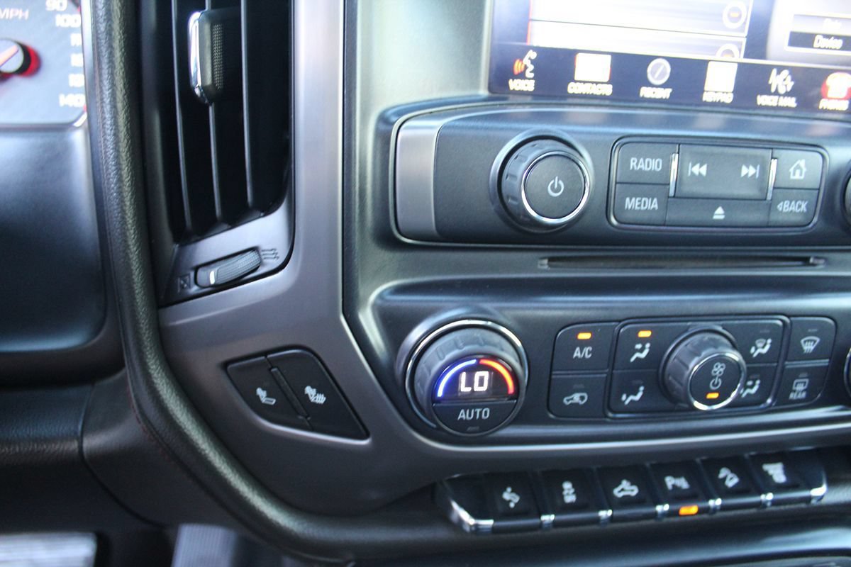 Used 2015 GMC Sierra 2500 SLT w/ Duramax Plus Package AWD/4WD image 38