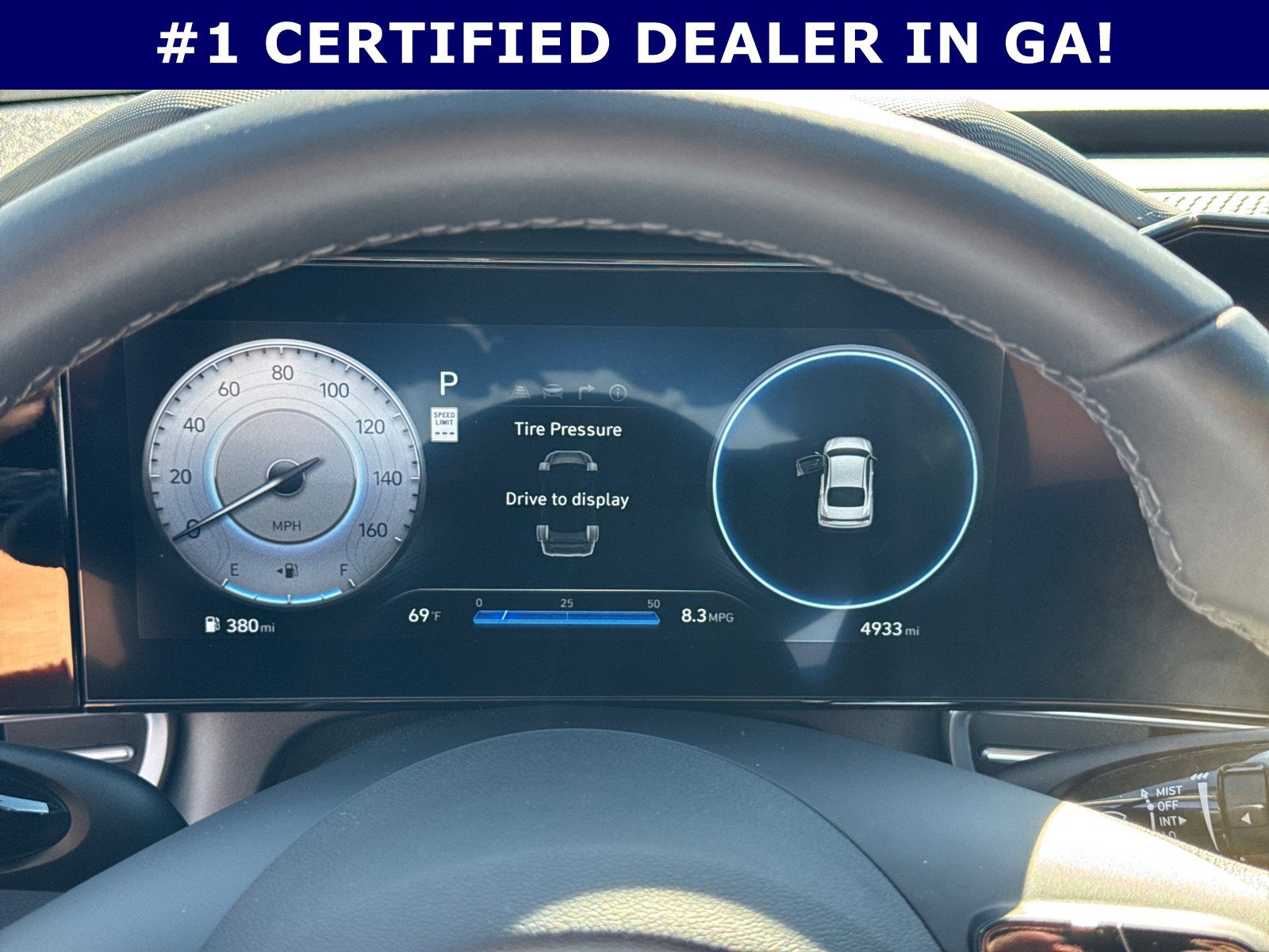 Certified 2025 Hyundai Elantra SEL image 27