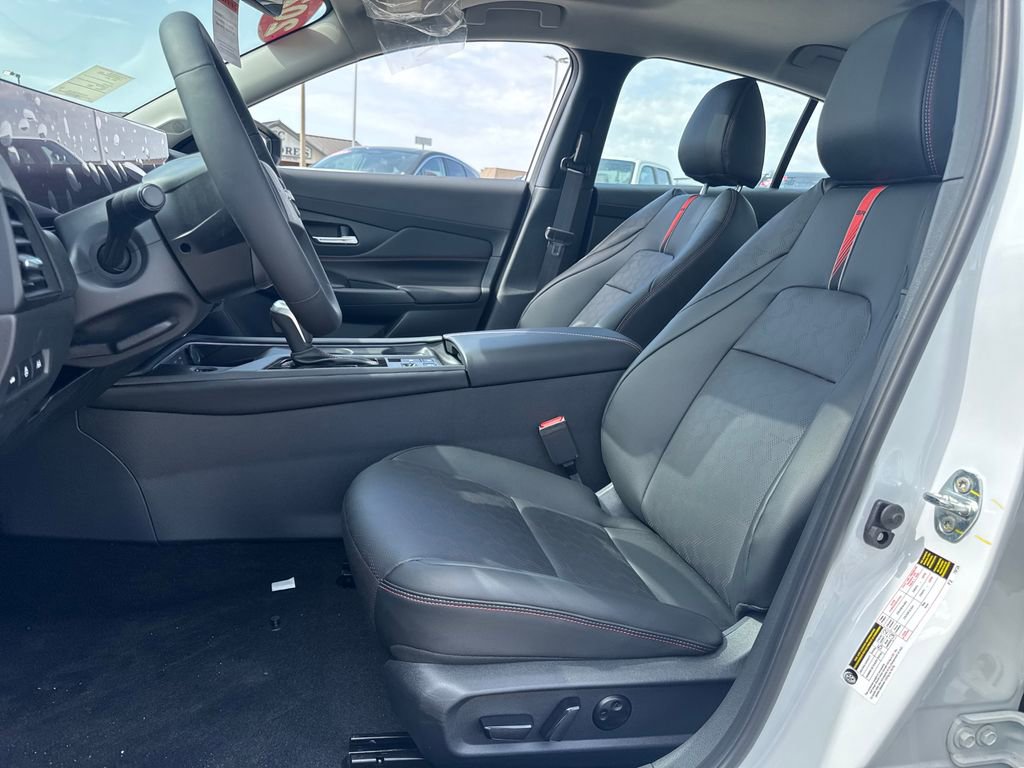New 2026 Nissan Sentra SR w/ SR Premium Package FWD image 13