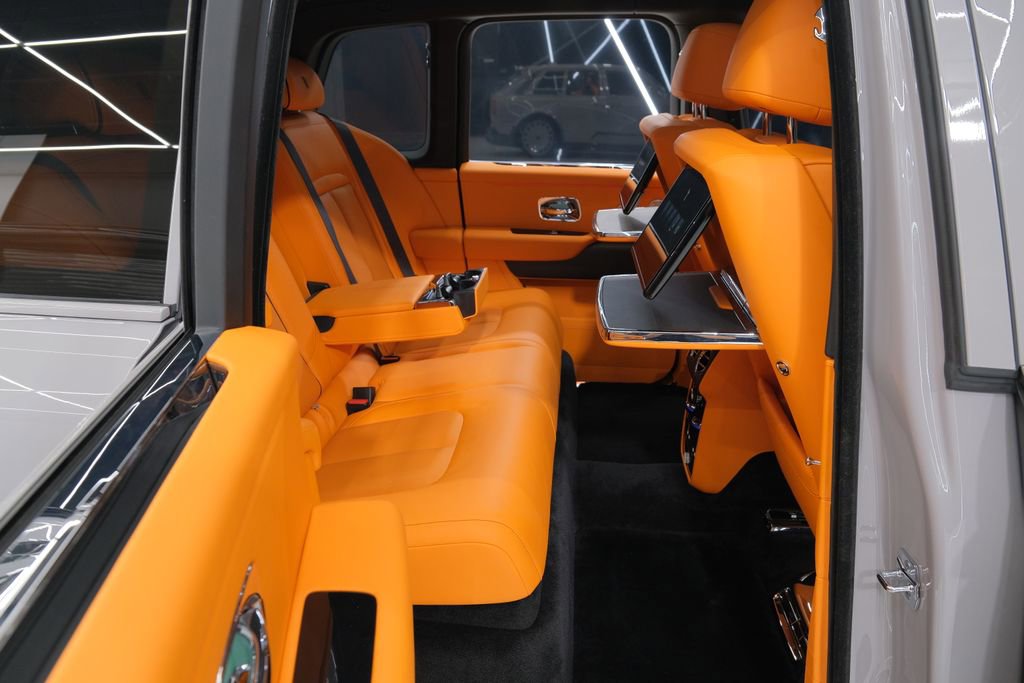 Used 2026 Rolls-Royce Cullinan image 58