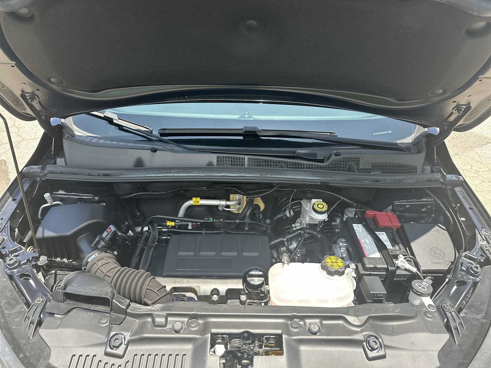 Certified 2021 Buick Encore Preferred w/ Safety Package FWD image 14