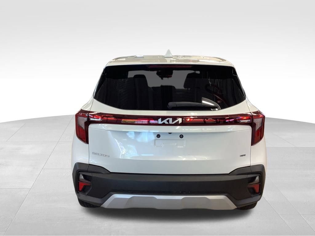 Certified 2024 Kia Seltos LX AWD/4WD image 30