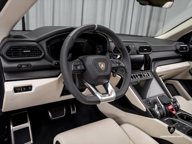 Used 2024 Lamborghini Urus S AWD/4WD image 38