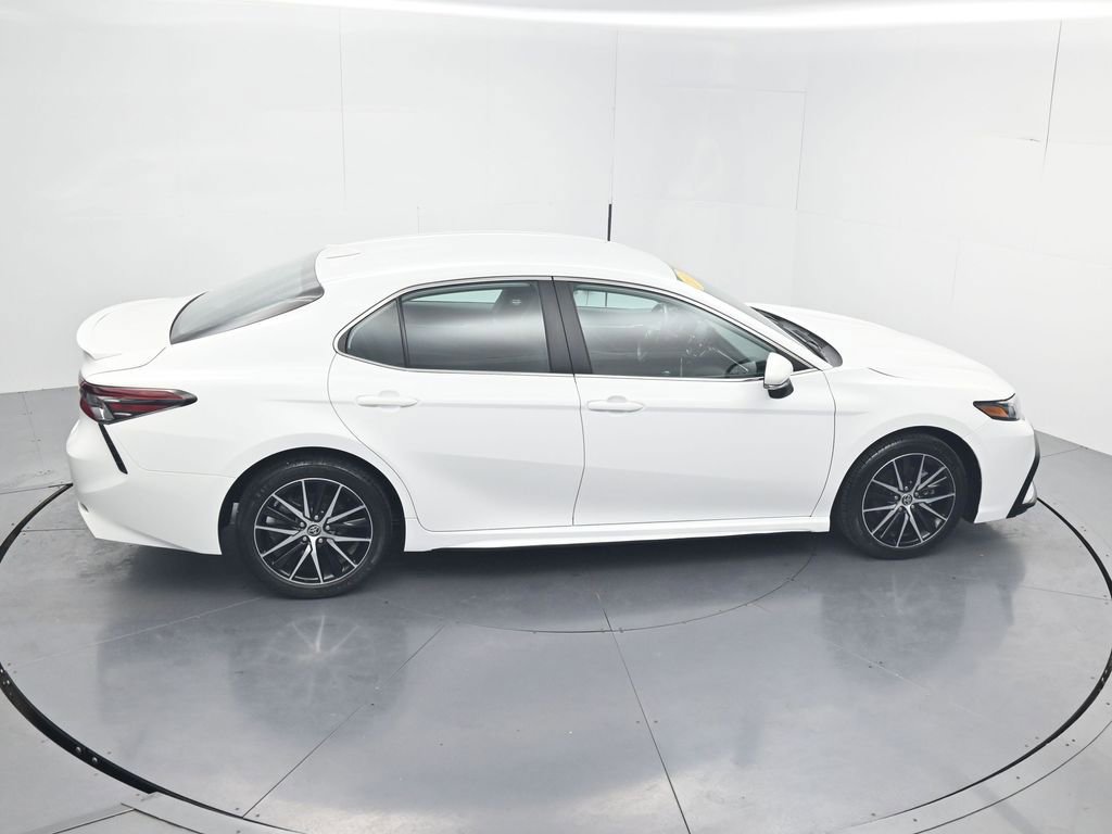 Used 2024 Toyota Camry SE w/ Convenience Package image 54