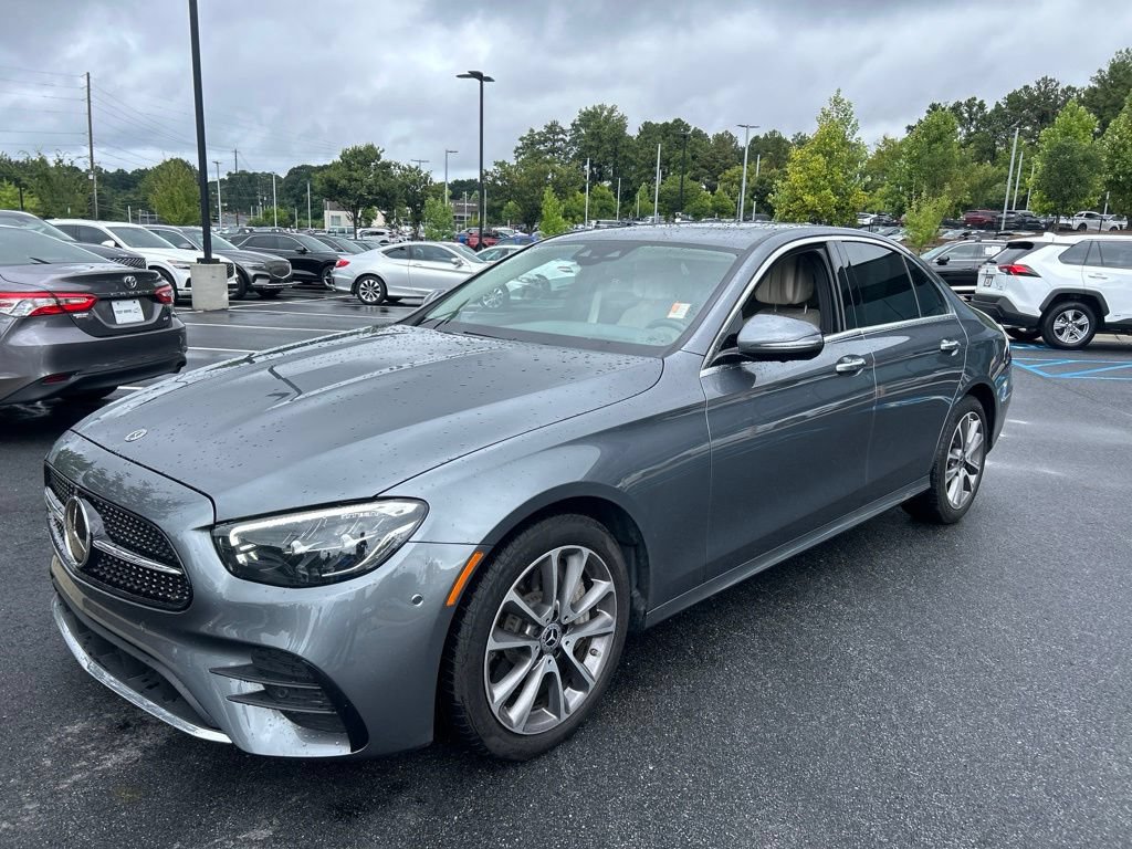 Used 2023 Mercedes-Benz E 450 4MATIC Sedan image 3