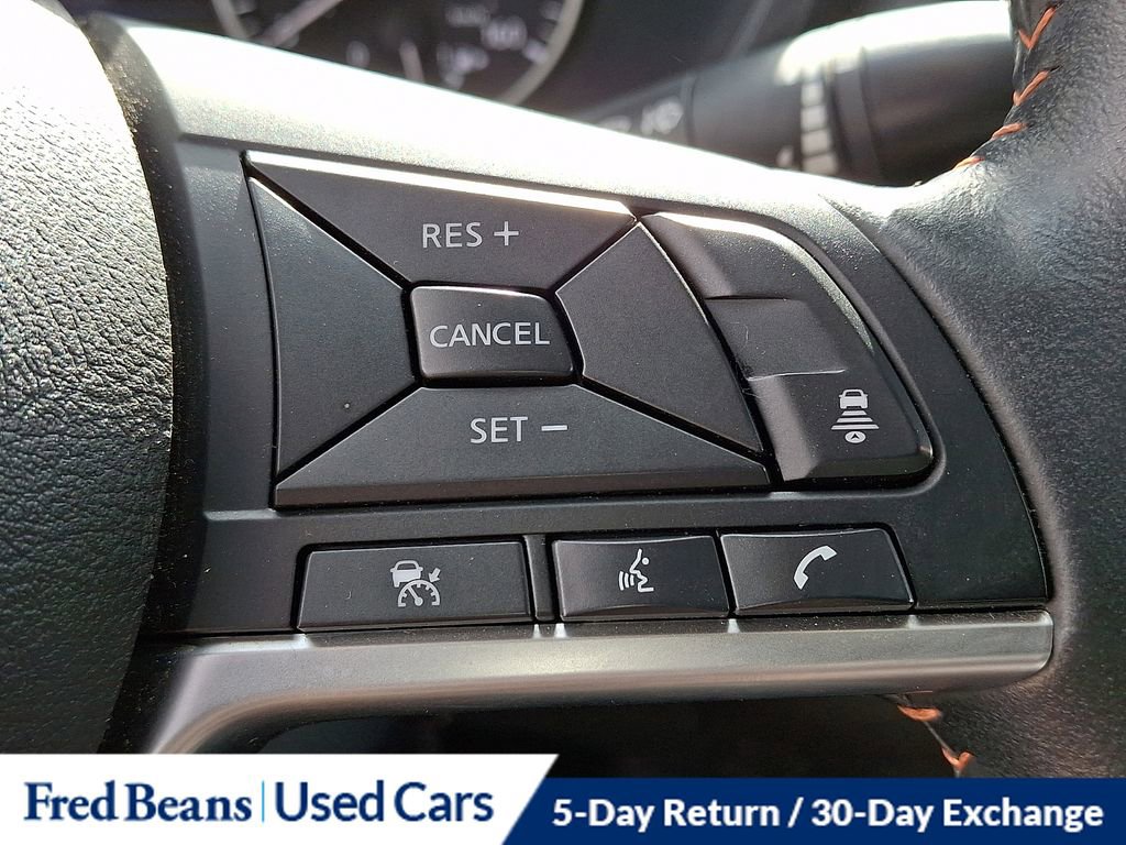 Used 2023 Nissan Sentra SR w/ SR Premium Package image 25