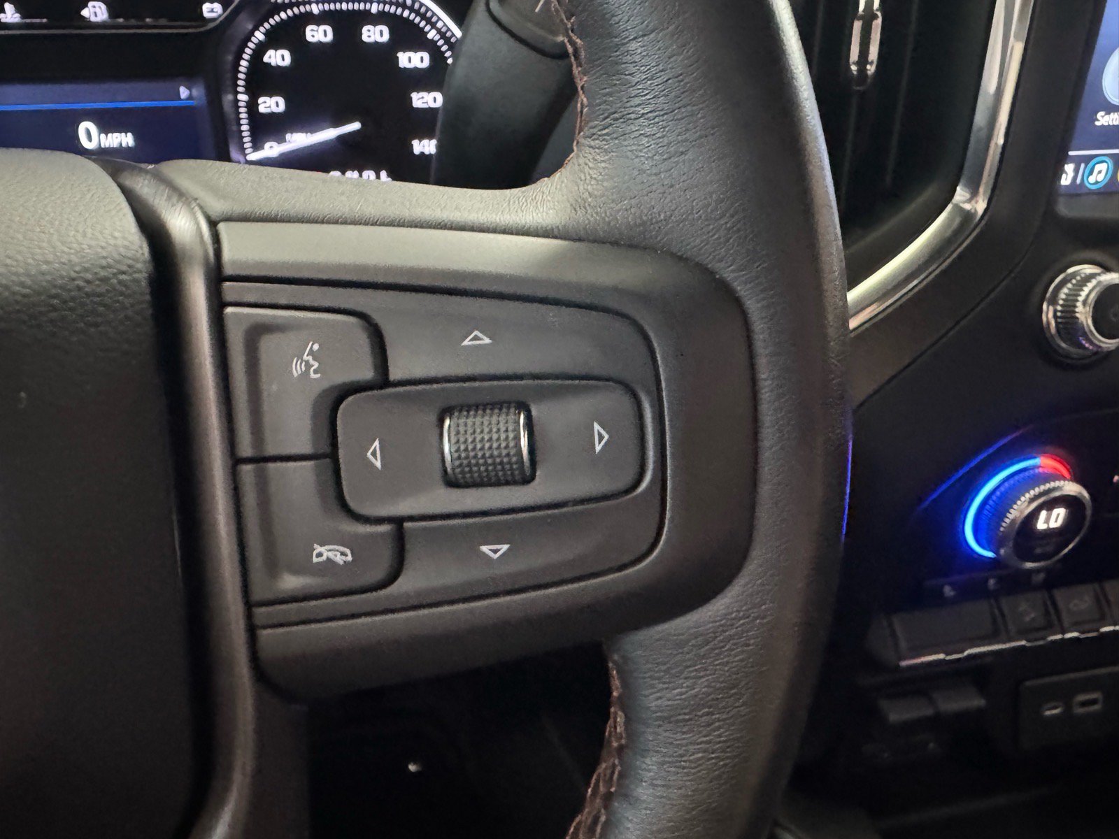 Used 2023 GMC Sierra 2500 AT4 AWD/4WD image 27