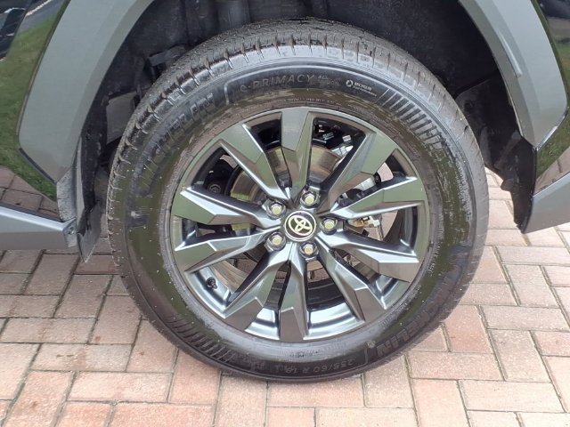 Used 2026 Toyota RAV4 XLE Premium AWD/4WD image 7