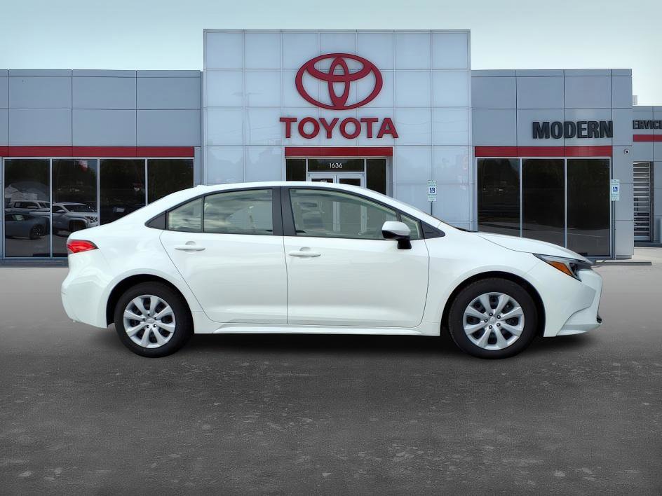 Certified 2024 Toyota Corolla LE image 4
