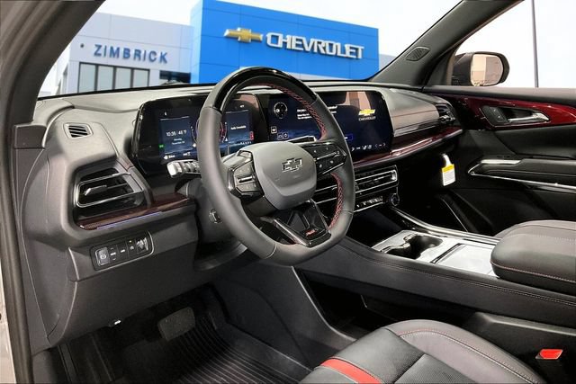 New 2026 Chevrolet Traverse RS w/ LPO, Floor Liner Package AWD/4WD image 6
