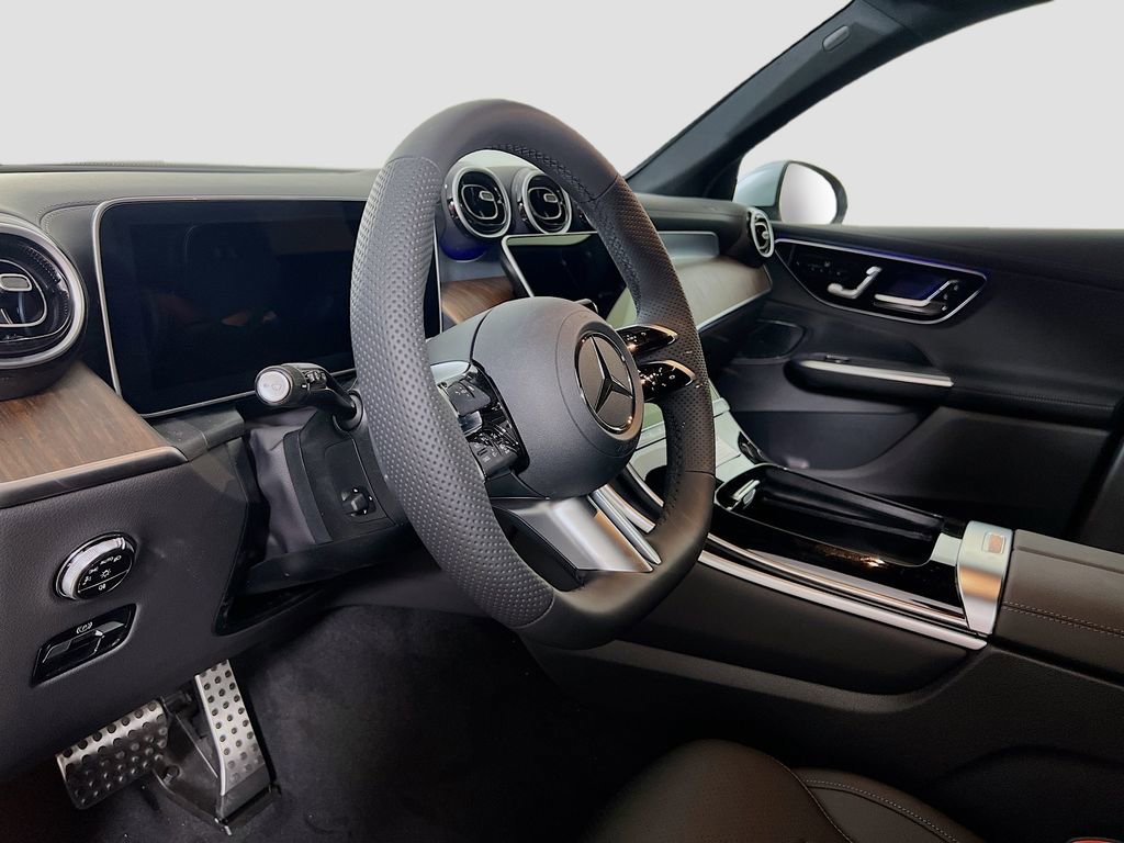 New 2025 Mercedes-Benz GLC 350e 4MATIC image 10